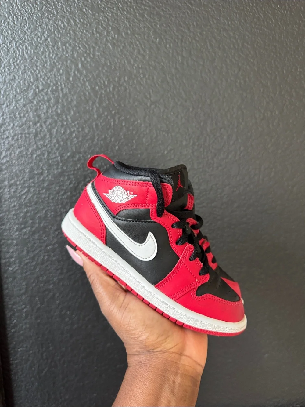 Nike Retro Jordans Red, Black & White Kids High-Top Sneakers